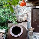 Archontiko Rousias *