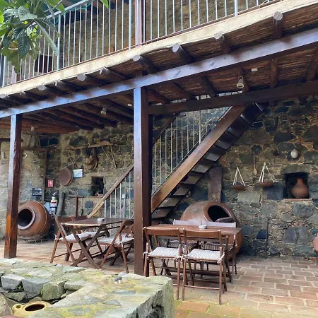 Casa de Férias Archontiko Rousias