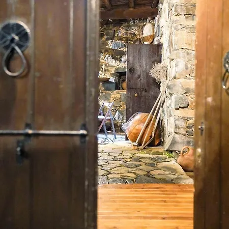 Tatil Evi Archontiko Rousias *